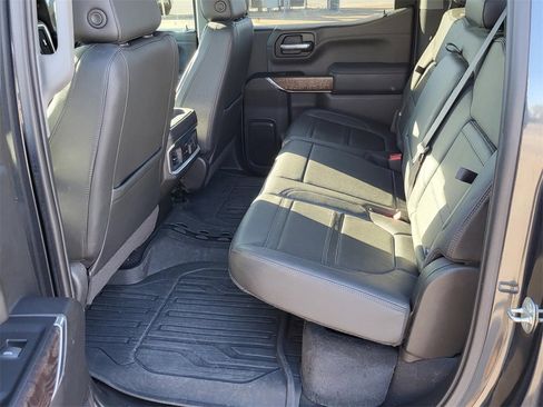Used 2022 GMC Sierra 1500 Denali w/ Denali Reserve Package image 12