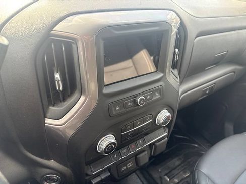 Used 2024 GMC Sierra 2500 Pro w/ Convenience Package AWD/4WD image 13