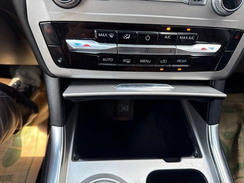 Certified 2023 Ford Explorer XLT w/ Equipment Group 202A AWD/4WD image 25
