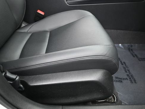 Used 2024 Honda Civic EX-L image 10