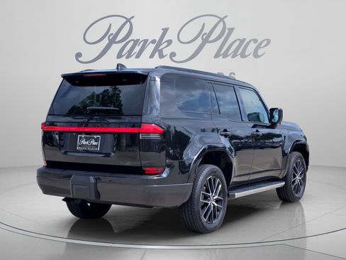 Used 2026 Lexus GX 550 AWD/4WD image 5