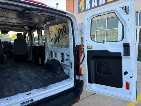 Used 2016 Ford Transit 250 130 Low Roof w/ Exterior Upgrade Package image 11