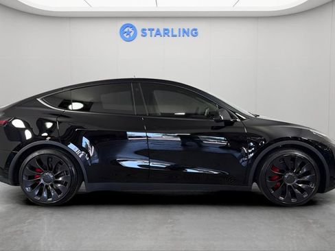 Used 2022 Tesla Model Y Performance image 11