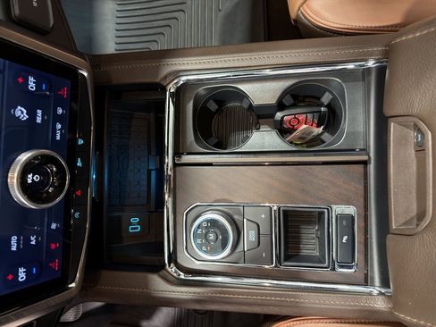 Used 2024 Ford Expedition Max King Ranch image 37