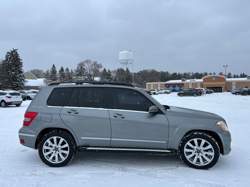 Used 2011 Mercedes-Benz GLK 350 4MATIC image 9