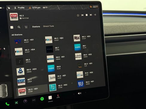 Used 2024 Tesla Model 3 Standard Range RWD image 19