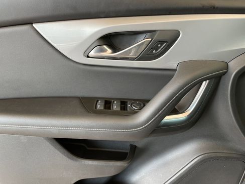 Used 2025 Chevrolet Blazer LT image 20