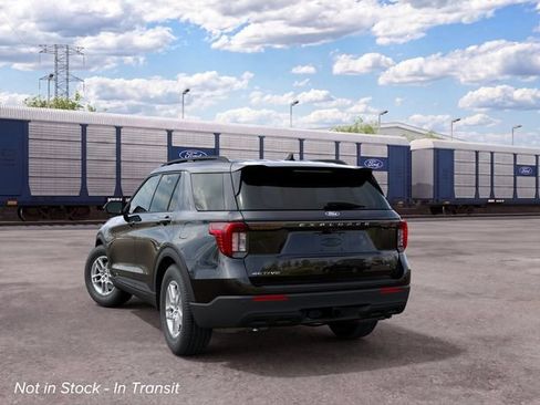 New 2027 Ford Explorer Active RWD image 8