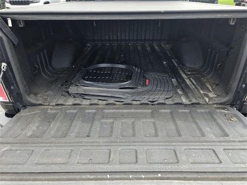 Used 2016 GMC Canyon SLT image 11