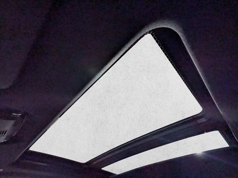 New 2026 BMW X5 xDrive40i w/ Executive Package image 15