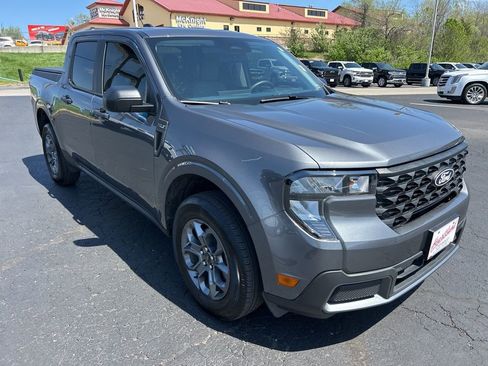 Used 2025 Ford Maverick XLT w/ Equipment Group 302A AWD/4WD image 3