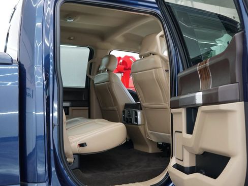 Used 2019 Ford F150 Lariat w/ Equipment Group 502A Luxury RWD image 28