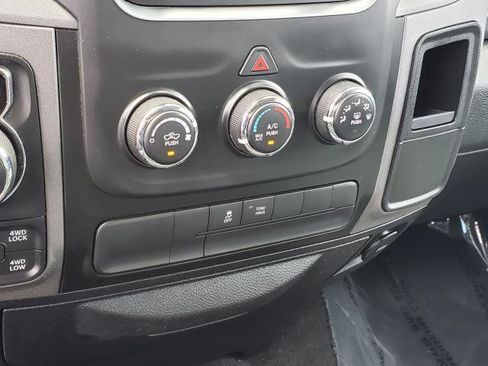Used 2017 RAM 1500 Express w/ Black Ram 1500 Express Group AWD/4WD image 15