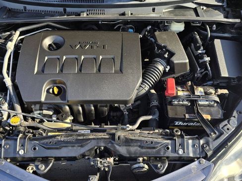 Used 2015 Toyota Corolla LE FWD image 44