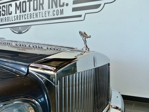 Used 2000 Rolls-Royce Corniche image 7