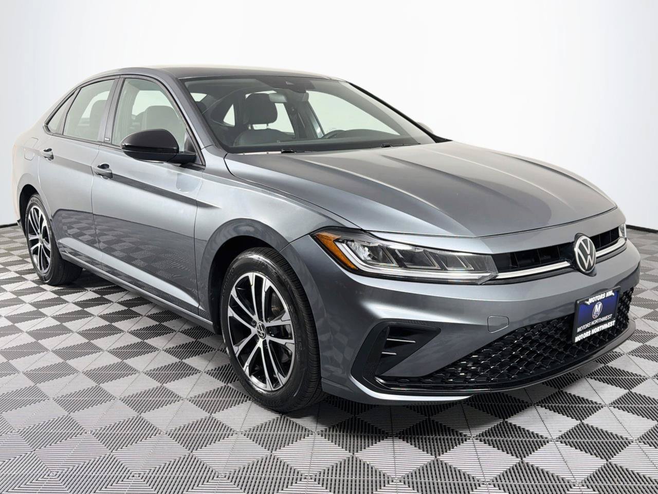 Used 2025 Volkswagen Jetta Sport FWD image 29