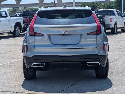 Used 2025 Cadillac XT4 Premium Luxury FWD image 5