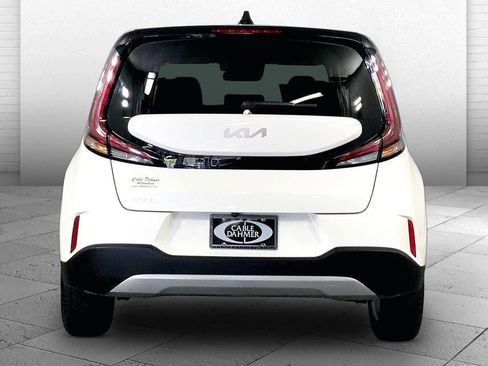 Certified 2025 Kia Soul LX FWD image 3