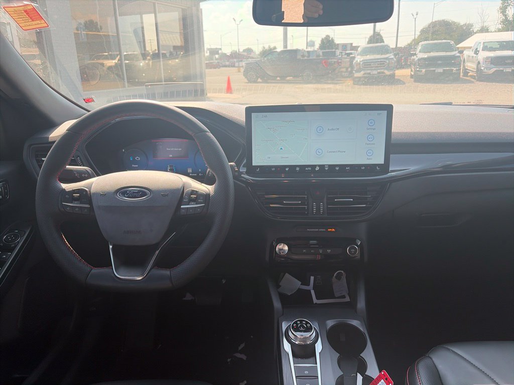 Used 2025 Ford Escape ST-Line Elite w/ Premium Technology Package AWD/4WD image 14