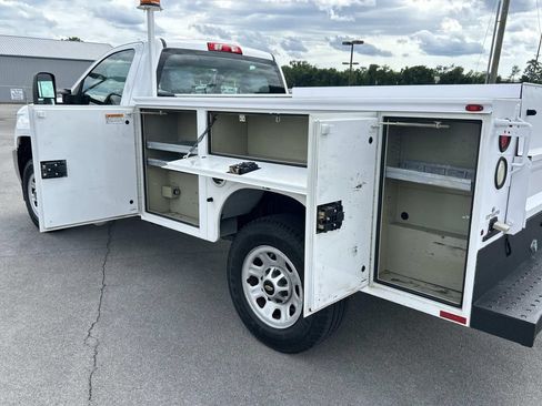 Used 2016 Chevrolet Silverado 3500 W/T RWD image 19
