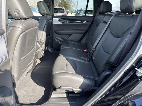 Used 2024 Cadillac XT6 Premium Luxury image 29