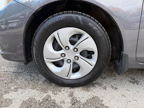 Used 2015 Honda Civic LX image 33