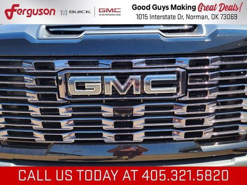 New 2026 GMC Sierra 3500 Denali Ultimate AWD/4WD image 9