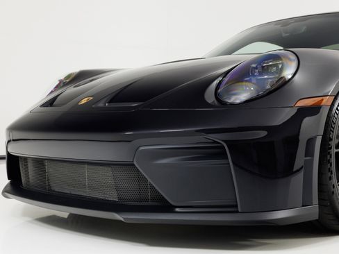 Used 2025 Porsche 911 GT3 RWD image 60