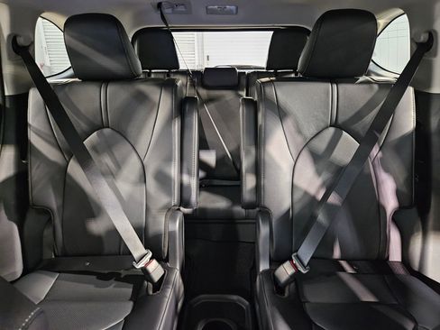 New 2026 Toyota Highlander Limited AWD/4WD image 10