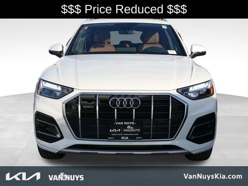 Used 2024 Audi Q5 2.0T Premium w/ Convenience Package image 6