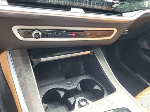 Used 2024 BMW X5 xDrive40i w/ Parking Assistance Package AWD/4WD image 22