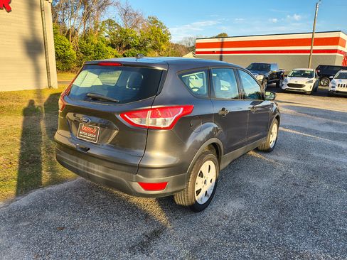 Used 2015 Ford Escape S image 2