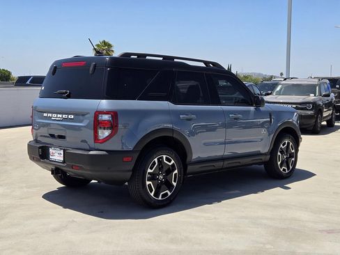 Used 2024 Ford Bronco Sport Outer Banks w/ Tech Package AWD/4WD image 4