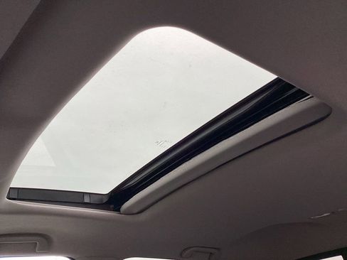 Used 2025 Honda Ridgeline RTL image 4