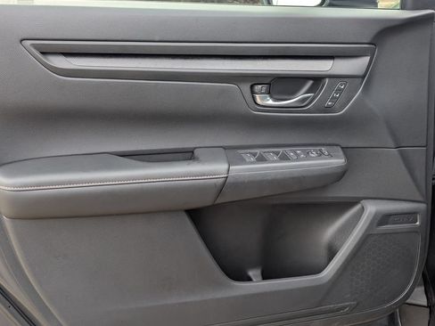 Used 2025 Honda CR-V Sport-L image 14
