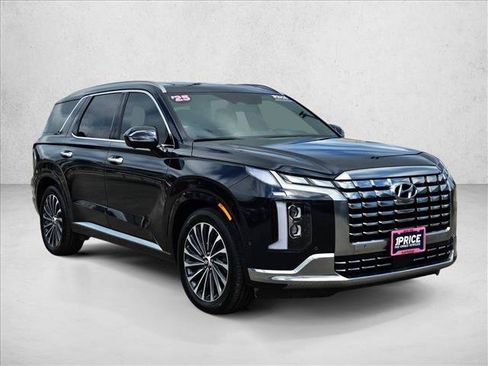 Used 2025 Hyundai Palisade Calligraphy AWD/4WD image 3