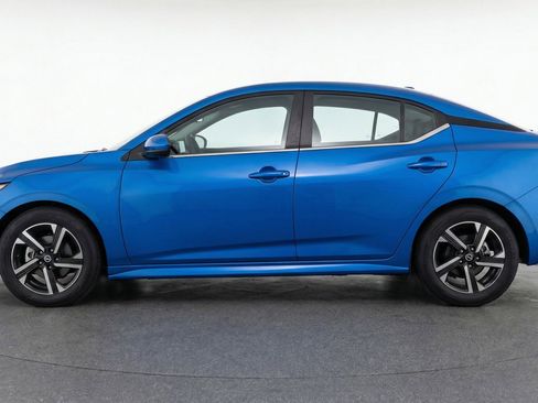 Used 2025 Nissan Sentra SV FWD image 5