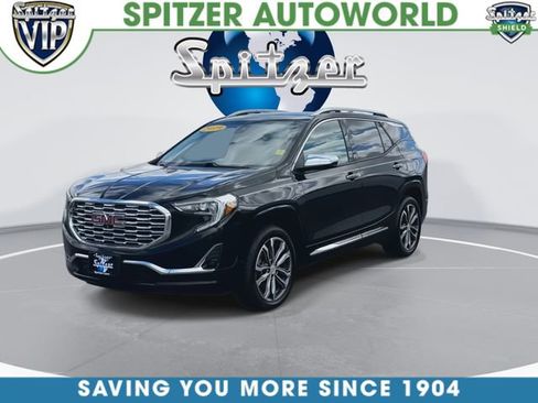 Used 2019 GMC Terrain Denali w/ GMC Pro Grade Package AWD/4WD image 4