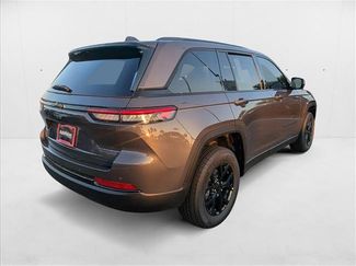 New 2025 Jeep Grand Cherokee Altitude video 2