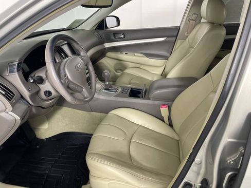 Used 2008 INFINITI G35 x Sedan w/ Premium Pkg AWD/4WD image 2