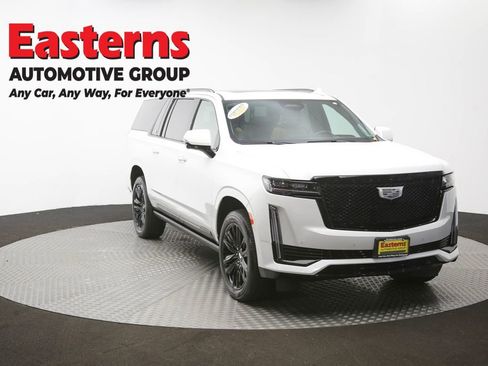 Used 2022 Cadillac Escalade ESV Sport w/ Touring Package image 59