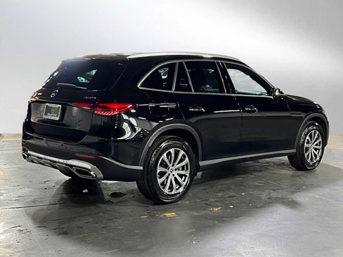 Used 2026 Mercedes-Benz GLC 300 4MATIC image 3