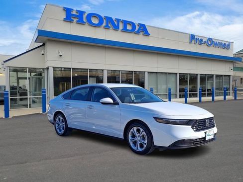 Used 2025 Honda Accord LX image 3