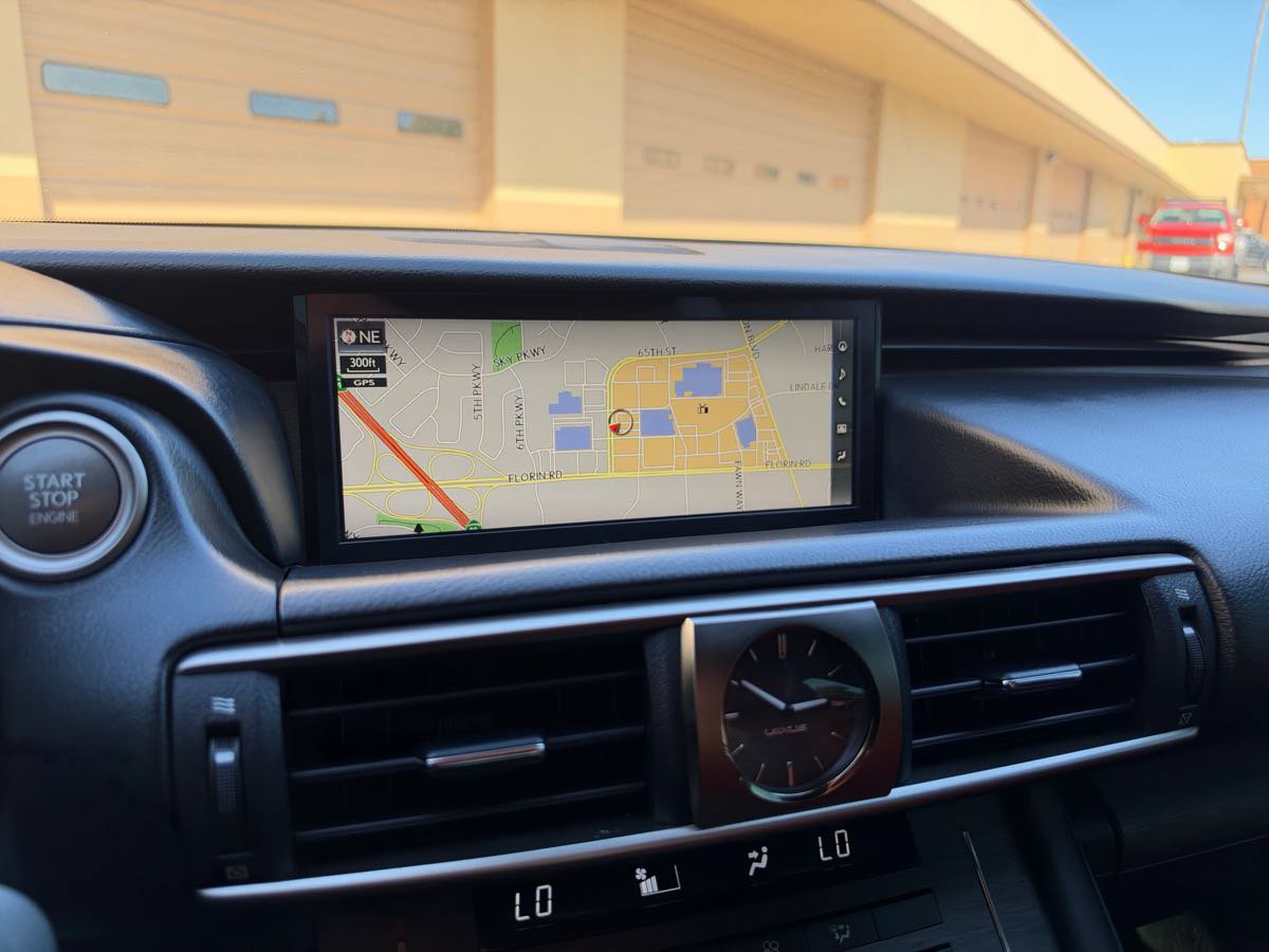 Used 2020 Lexus IS 350 F Sport w/ F Sport Package RWD image 18