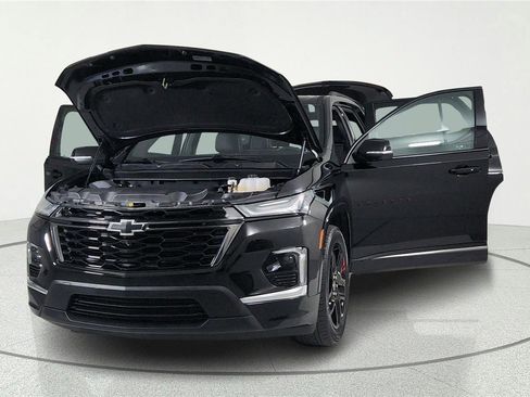 Used 2024 Chevrolet Traverse Premier w/ Redline Edition AWD/4WD image 8