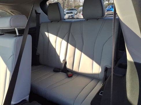 Certified 2025 Acura MDX SH-AWD w/ Advance Package image 22