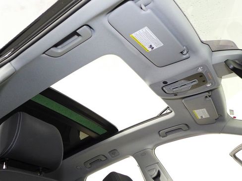 Used 2023 Audi Q5 2.0T Premium w/ Convenience Package image 18