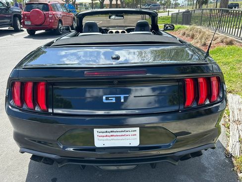 Used 2020 Ford Mustang GT Premium image 11