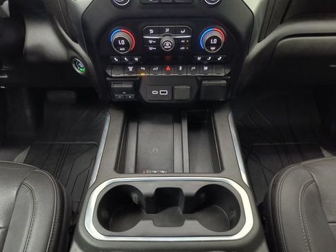 Used 2022 Chevrolet Silverado 3500 LTZ w/ LTZ Plus Package AWD/4WD image 15