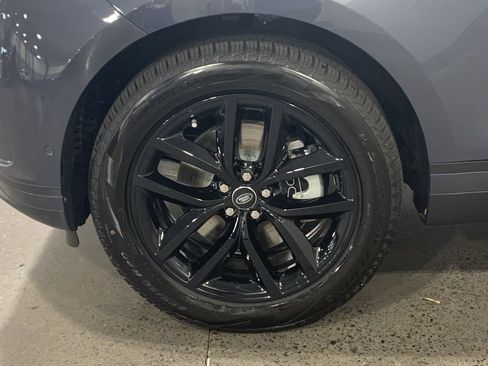 Used 2025 Land Rover Range Rover Velar S image 10